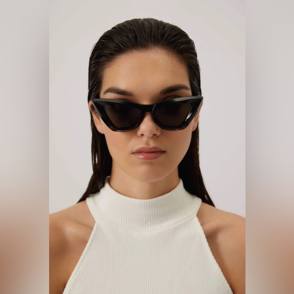 BOTTEGA VENETA SUNWEAR BV1101S